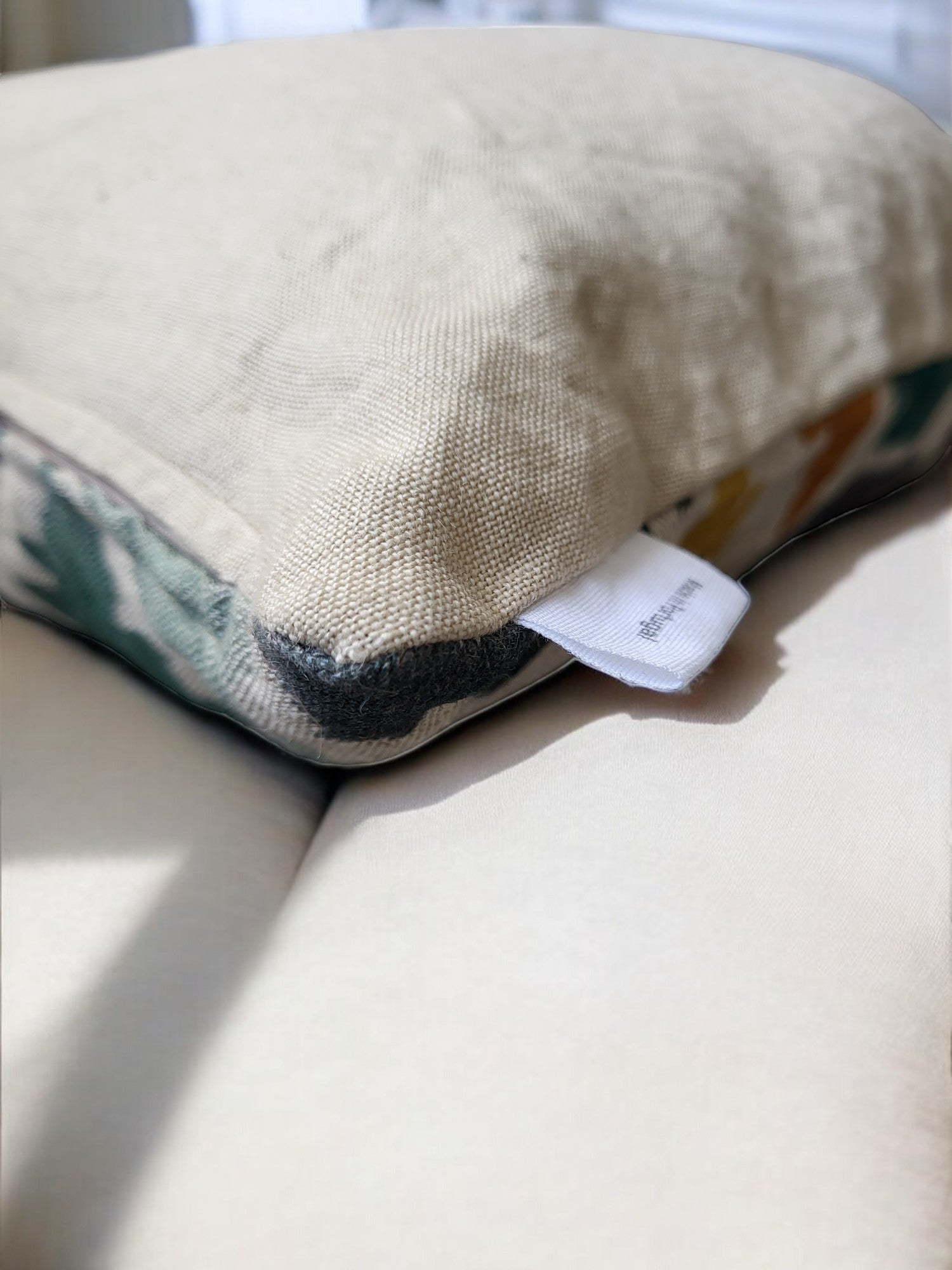 Minimal Vivid Linen cushion cover