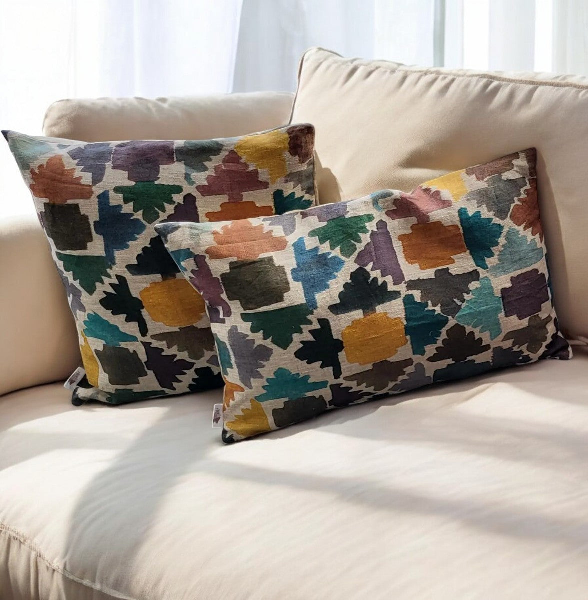 Minimal Vivid Linen cushion cover